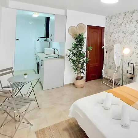 Apartment Estudio A 4 Min Andando De La Playa - Benalmadena